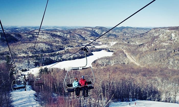 Ski mountain Mont Sainte-Marie 5 minutes away